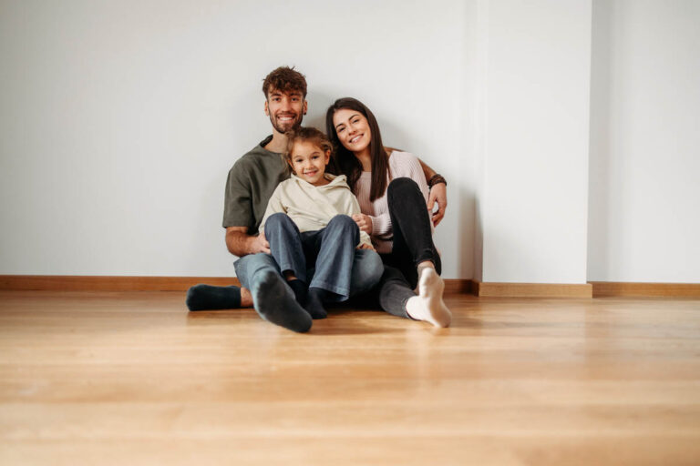 HOUSING FIRST NADĚJE - rodina v novém bytě